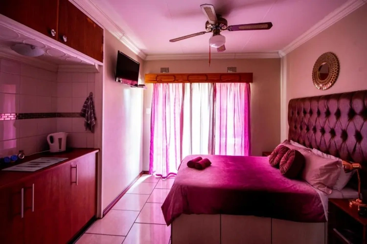 1 Bedroom Suite