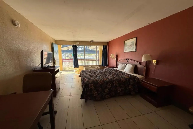 Luxury Inn By Hotel O Hattiesburg, Ms - Hattiesburg, MS