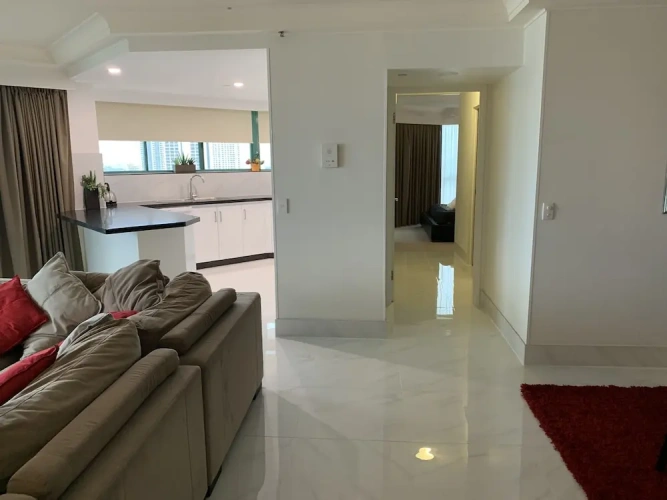 2 Bedrooms Executive Apartment with balcony and beachfront