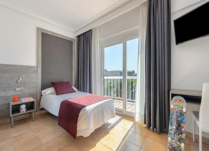 Standard Single room
