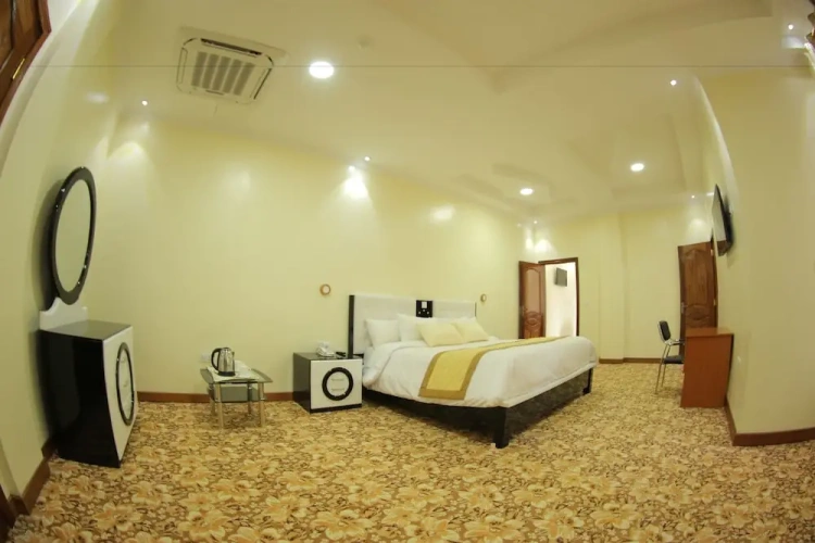Deluxe Double Suite with balcony and with pool view