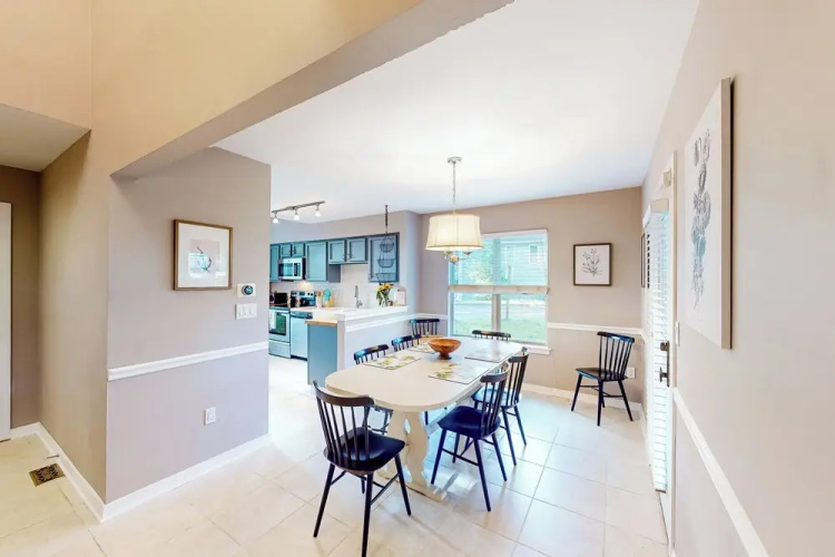3BR Dog-friendly Retreat w/ Fireplace & Patio