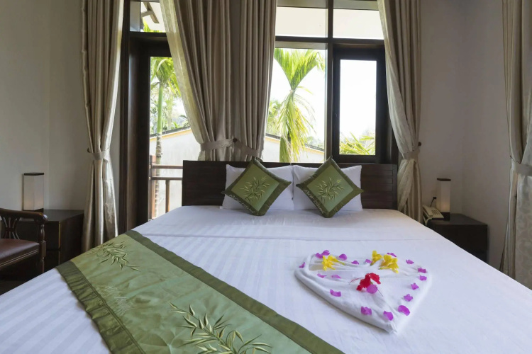 Hoi An River Island Villa