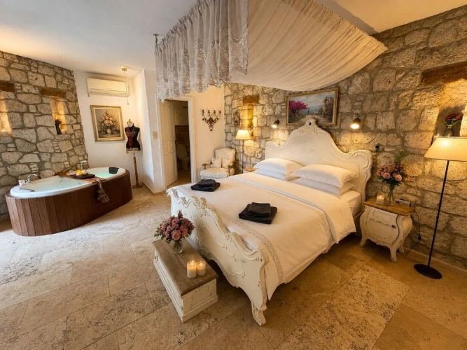 Luxury room