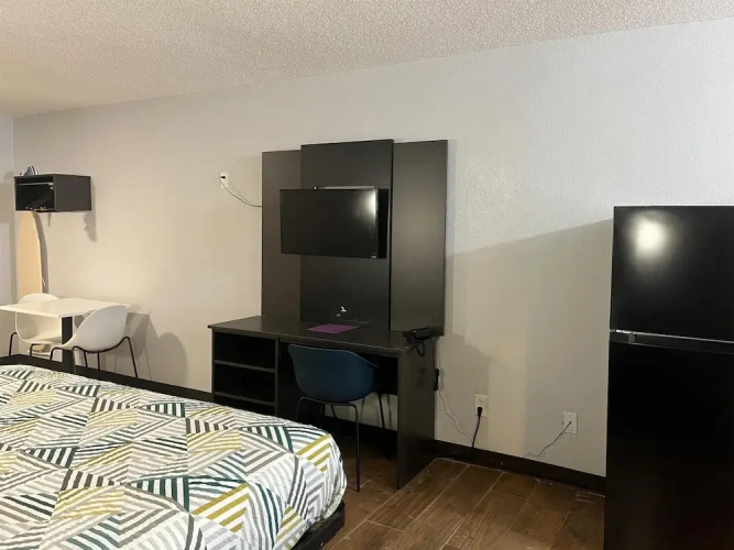 Studio 6 Suites Hurricane, Wv