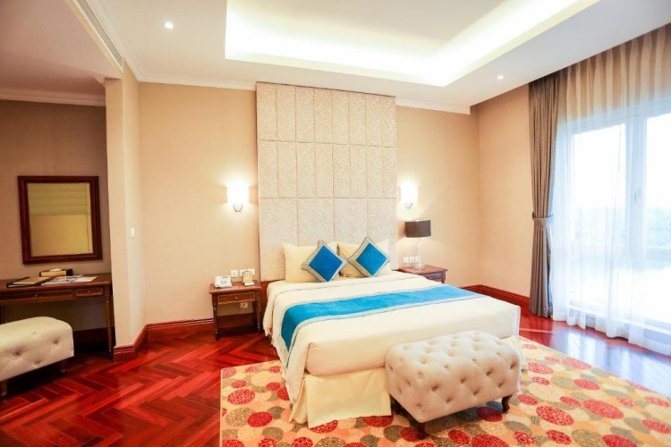 Double Suite