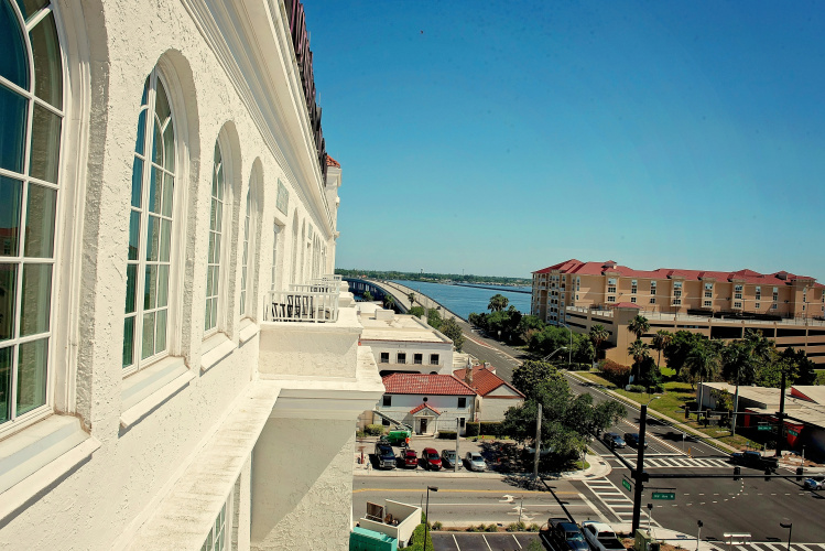 Hampton Inn & Suites Bradenton Downtown Historic District photo 15