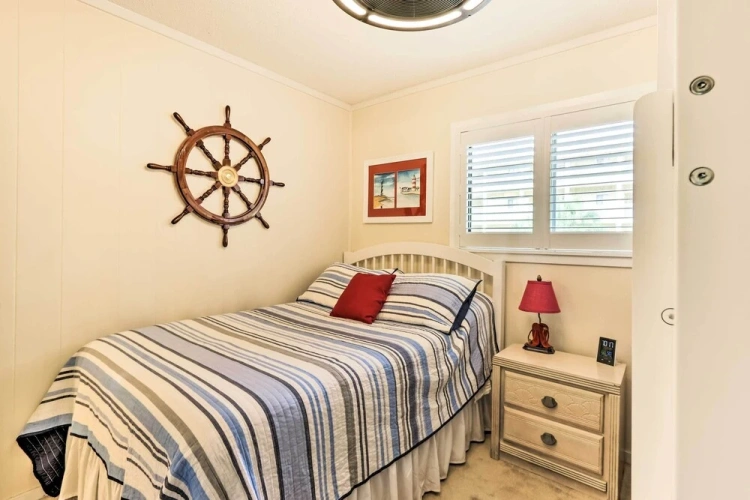 2 Bedrooms Villa