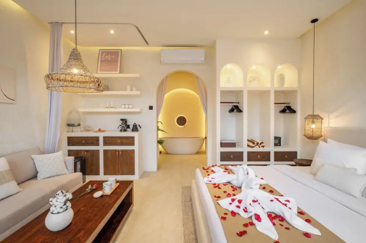 OriVista Luxe 1BR Designer Pool Villa in Canggu