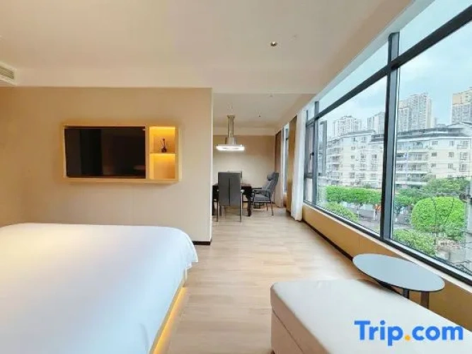 Deluxe Double Suite