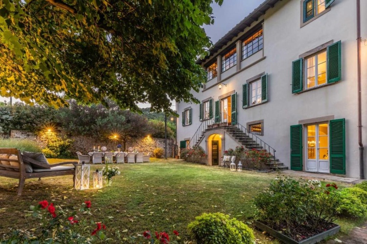 Villa