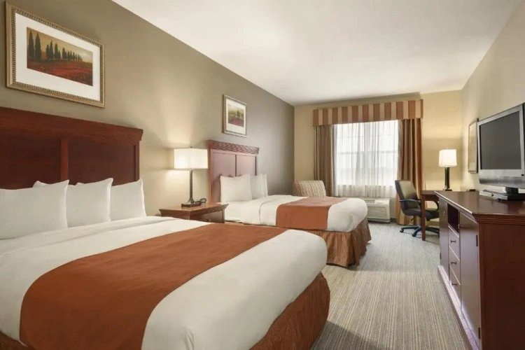 Standard Quadruple room