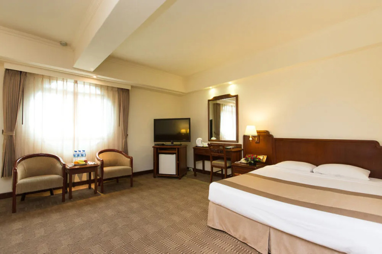 Marshal Hotel