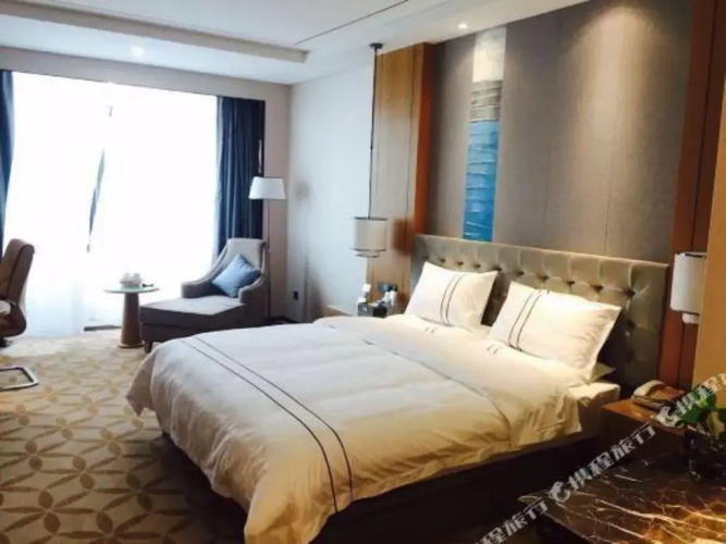 Yeste Hotel (Longhai Flagship)