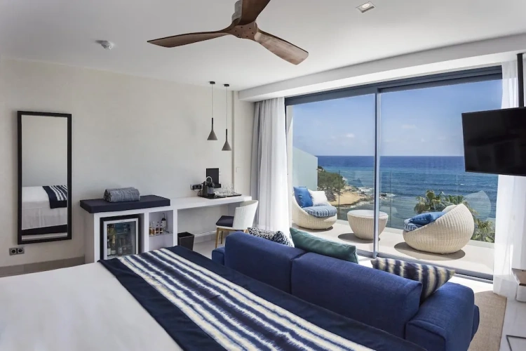 Single Junior Suite with balcony