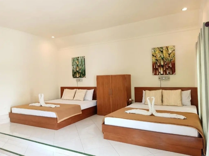 Deluxe Family Suite with balcony and with garden view
