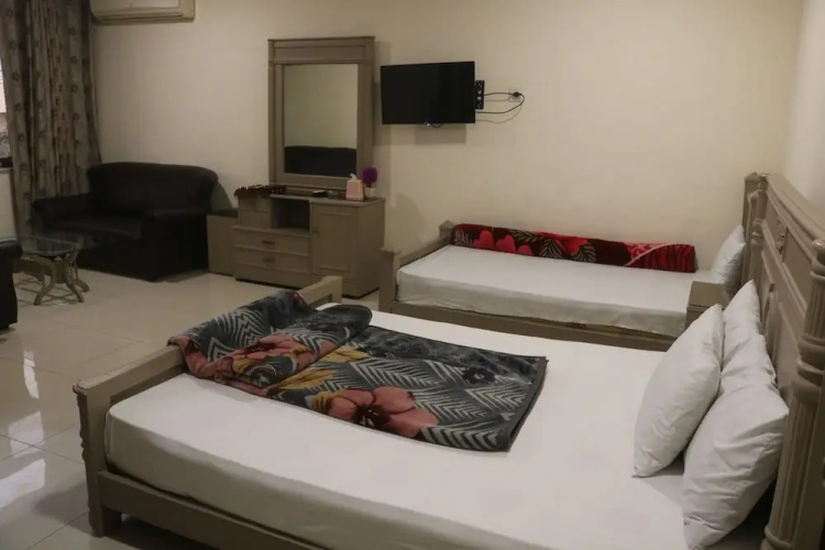 Rysons Continental Hotel
