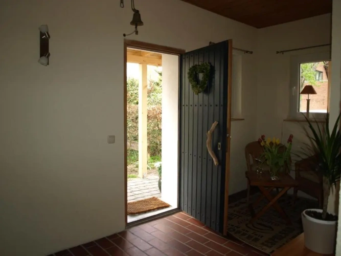 3 Bedrooms Apartment