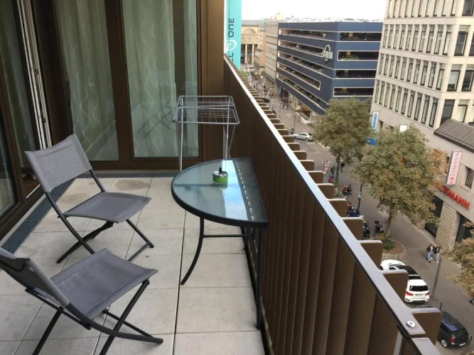 2 Bedrooms Apartment
