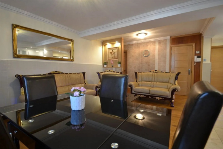 Hyde Park Suites