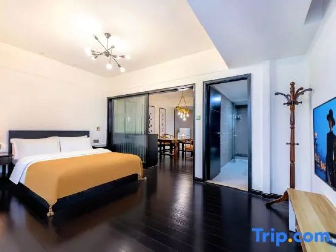 Standard Double room with view