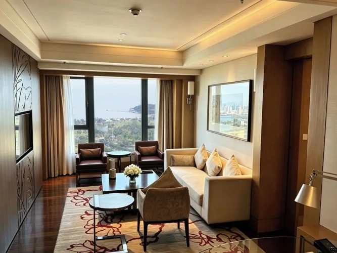 Deluxe Double Suite with ocean view