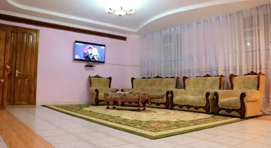 Kizil-Kum Hotel