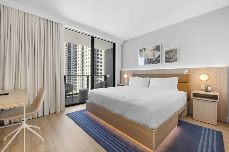 Miami Luxury 2BR with Panoramic Views