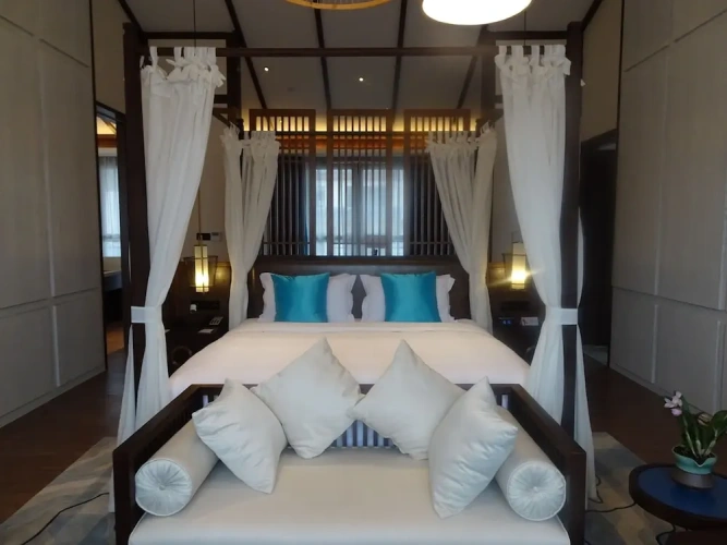 Deluxe Double Suite with river view