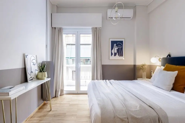 UPSTREET Hidesign Acropolis Apartment