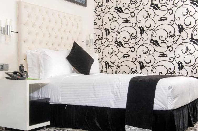 Executive Inn