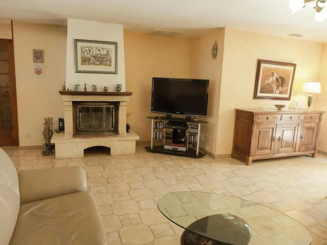 Chic Narbonne Pool Retreat