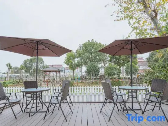 Shanghai Time Courtyard Boutique B&B