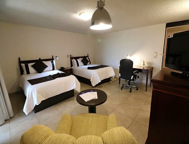 Deluxe Quadruple room
