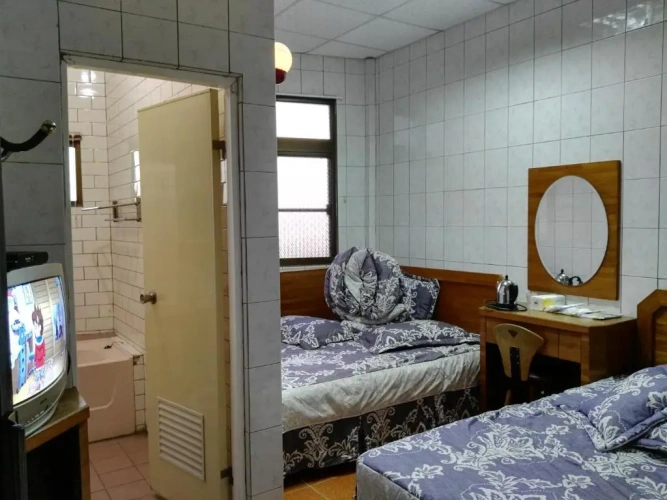 Economy Quadruple room