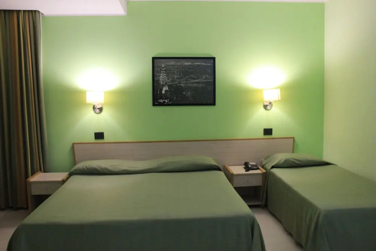 Albergo Ristorante CITTA' DEI PAPI