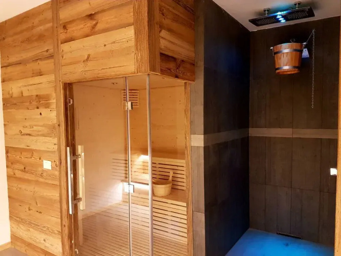Housemuhlbach Wellness Private Spa Sappada