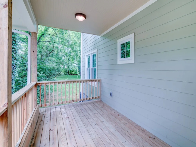 1121 Nashville - 4 Br Duplex