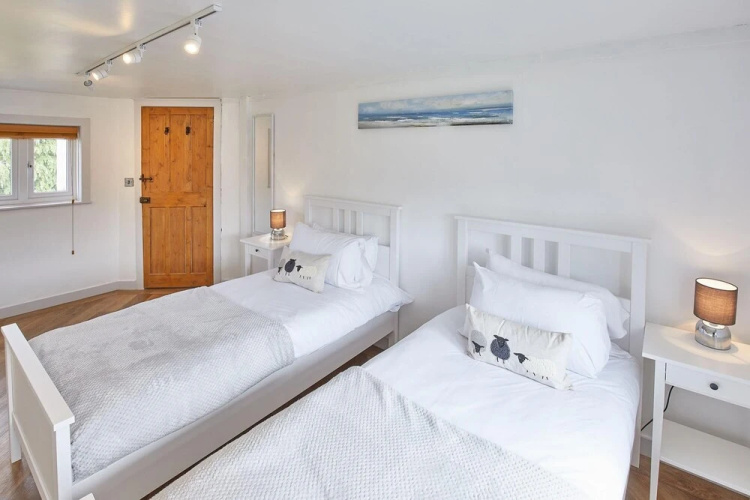 Host Stay Highmoor