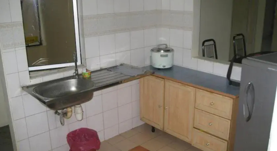 Api Api Apartment