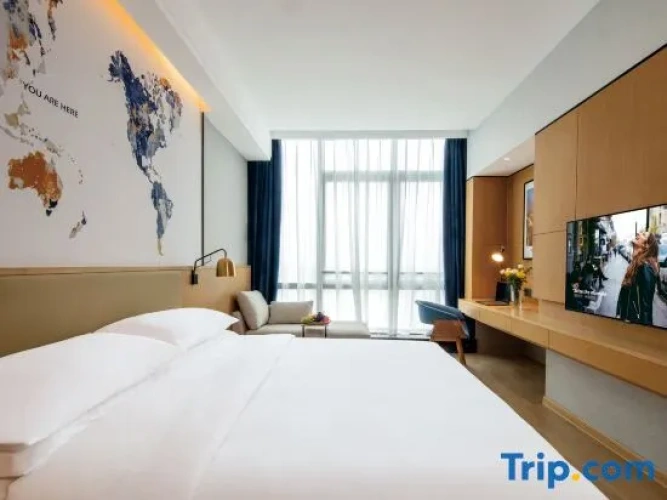 Deluxe Single Suite