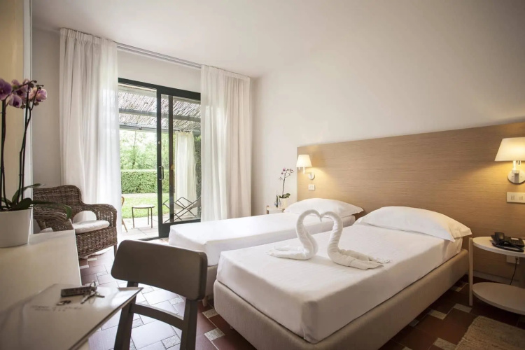 Hotel Terre Di Casole
