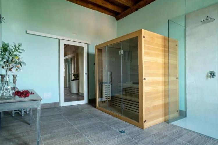 Suite with garden view