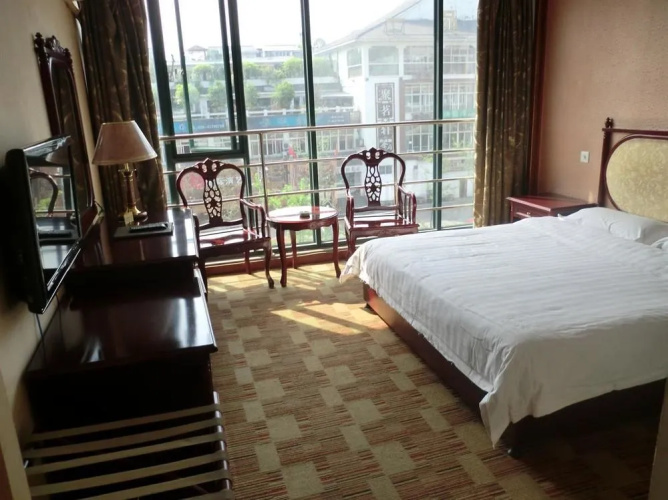 Huayu South City Hotel