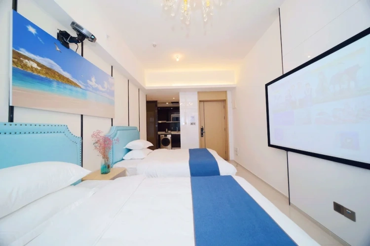1 Bedroom Deluxe Sextuple Suite