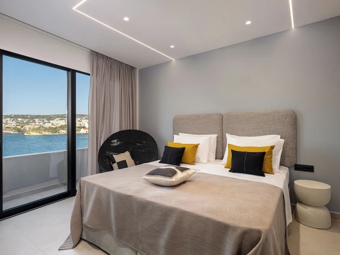 Superior Double room with partial sea view