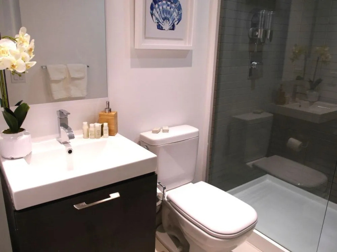 Stunning 1BR Condo in Popular King West