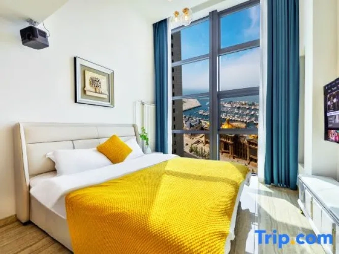 Deluxe Twin Family Apartment with water view