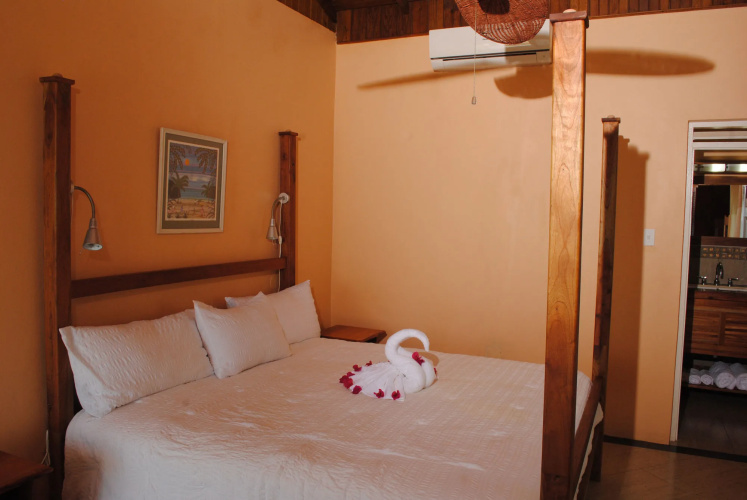 Luna Sea Inn