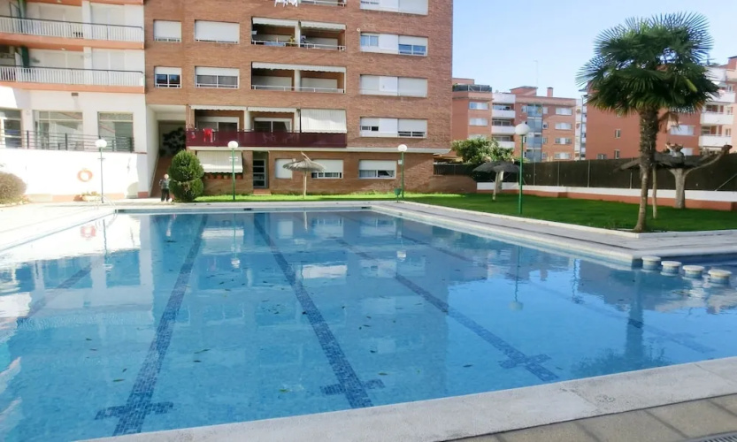 104669 - Apartment in Lloret de Mar